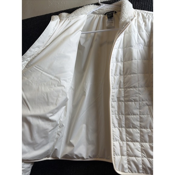 Brand New The North Face Women's Junction Insulated Jacket White Dune Size Small - Picture 4 of 7